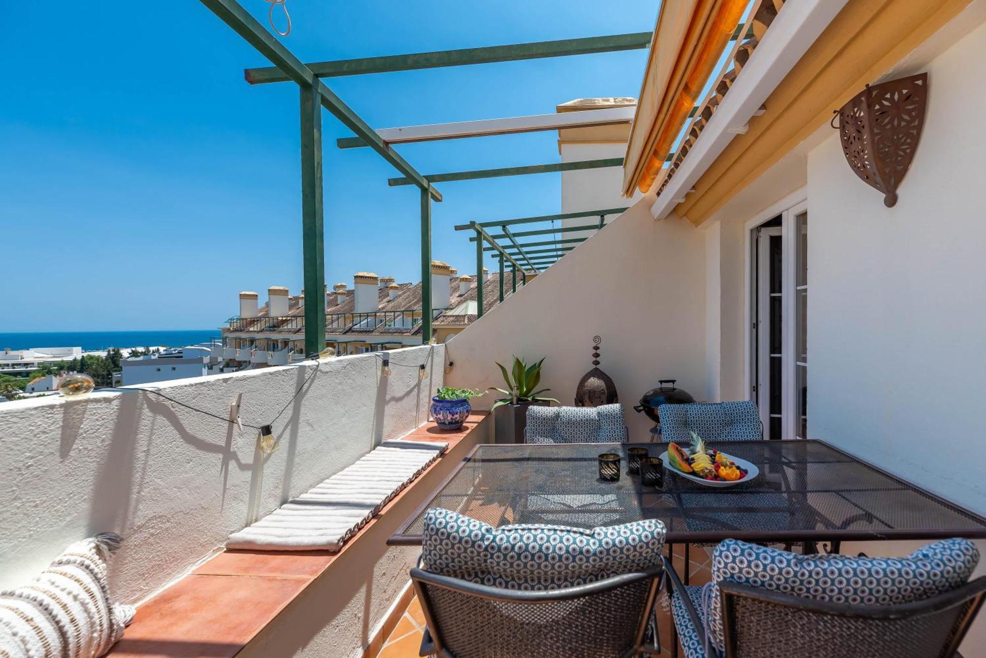 Elegant 2 Bdrm Penthouse With Bbq And Pools Apartment Marbella Exterior photo